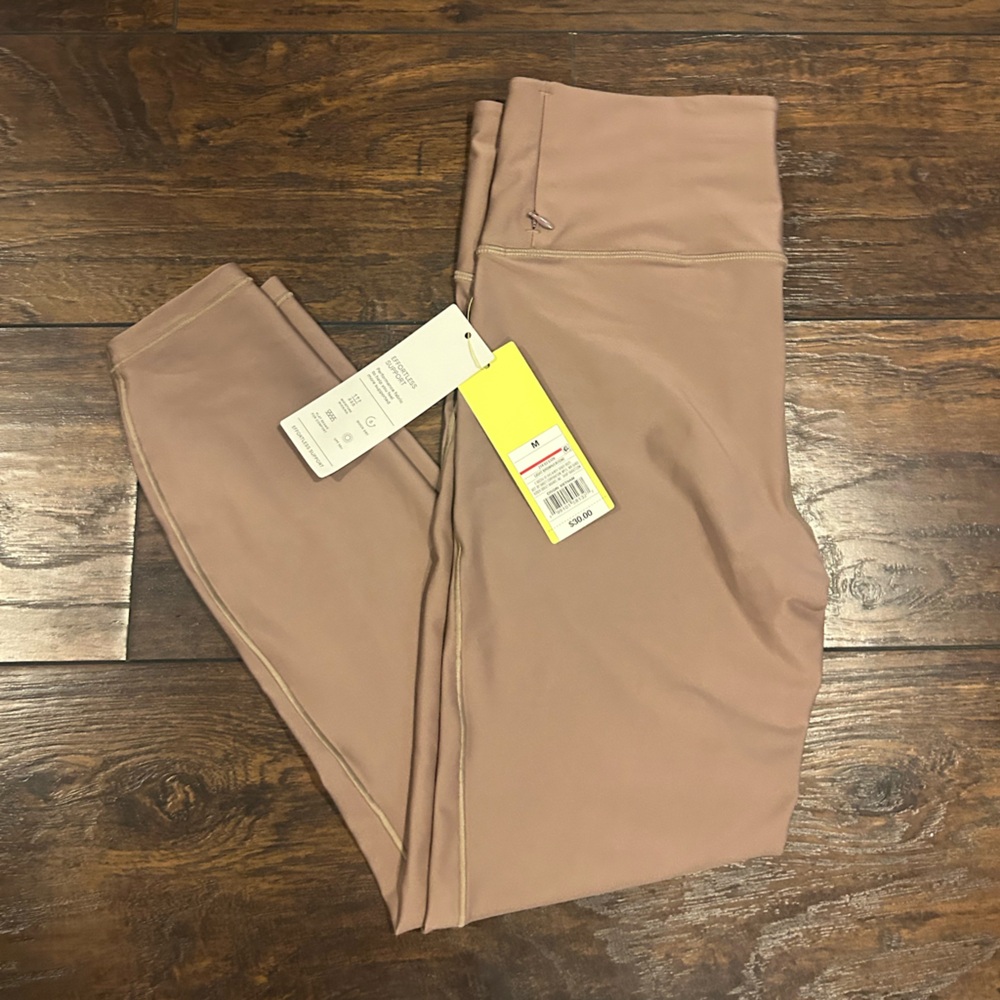 All in Motion Effortless Support High Rise 7/8 Leggings in Light Brown NWT